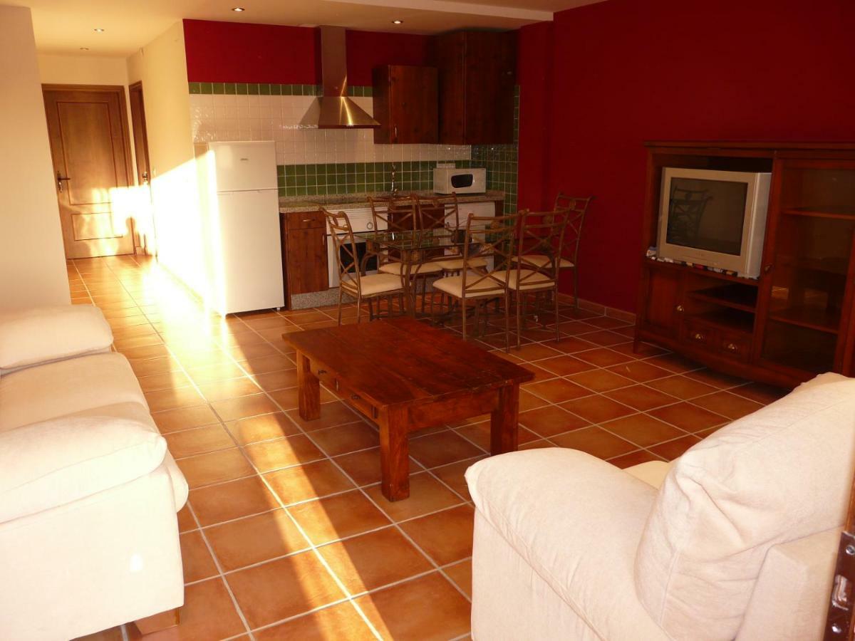 Apartamentossierradegata La Noguera Villamiel Екстериор снимка
