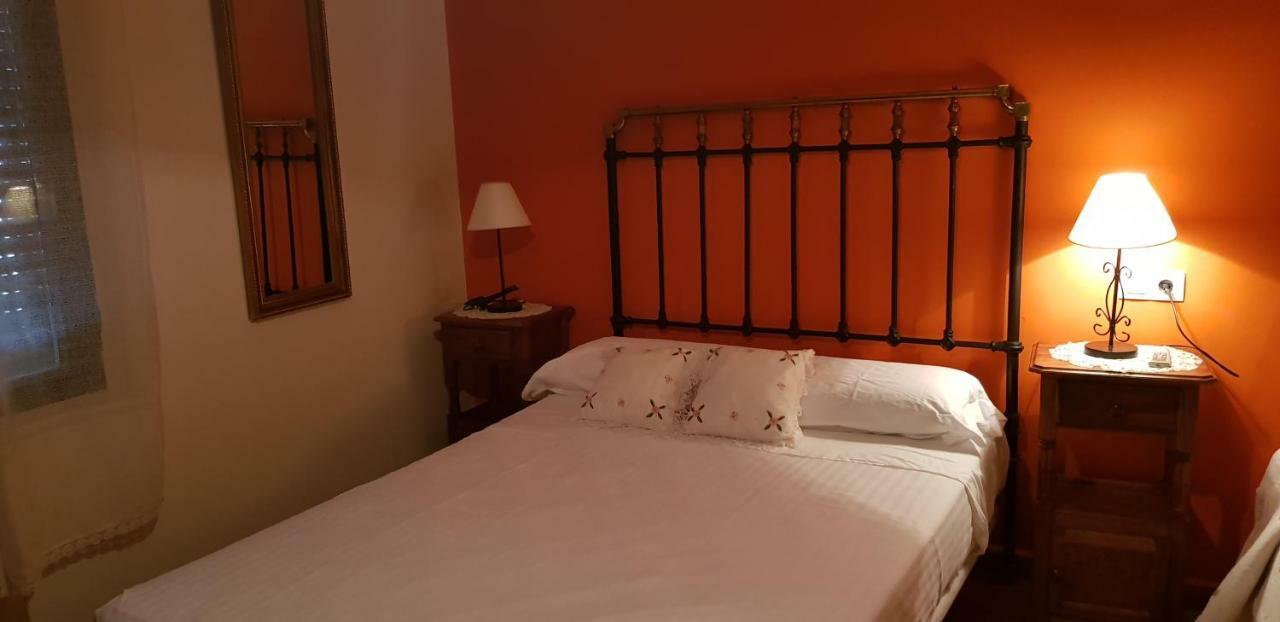 Apartamentossierradegata La Noguera Villamiel Екстериор снимка