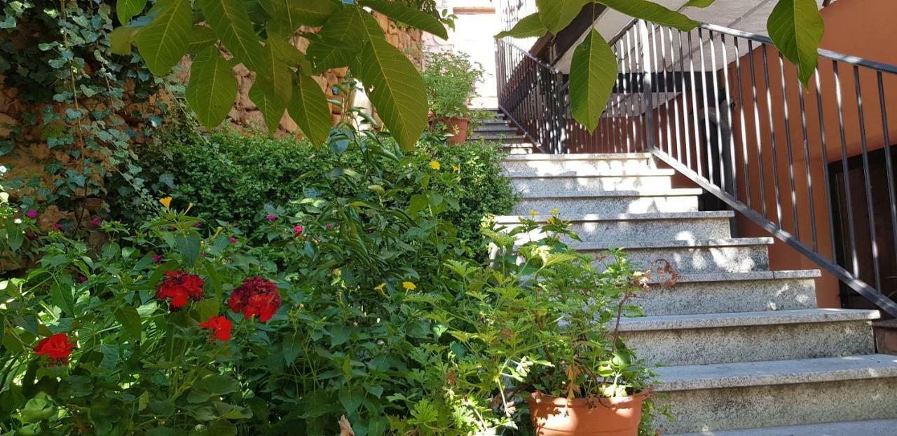 Apartamentossierradegata La Noguera Villamiel Екстериор снимка